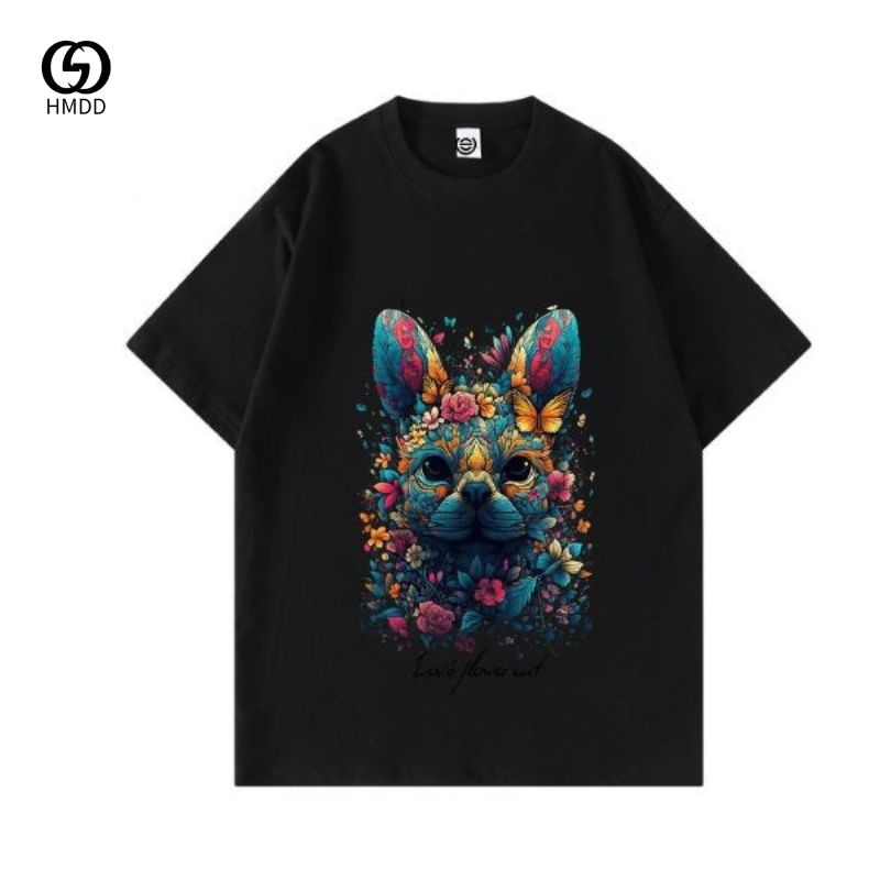 Lovis flower cat